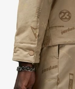 Jordan Flight Heritage Jacket -Camisas Ventas DV7563 254 sivasdescalzo Jordan M J FLT HRTG AOP OW JKT 1676639444 4