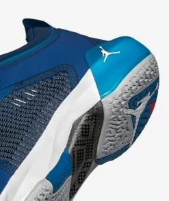 Air Jordan XXXVII Low "Fraternity" -Camisas Ventas DV9909 401 sivasdescalzo Jordan AIR JORDAN XXXVII LOW 1677158859 3