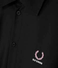 Fred Perry Oversized Embroidered Shirt X Raf Simons -Camisas Ventas Q2 4213 102 sivasdescalzo Fred Perry OVERSIZED EMBROIDERED SHIRT 1665153296 2